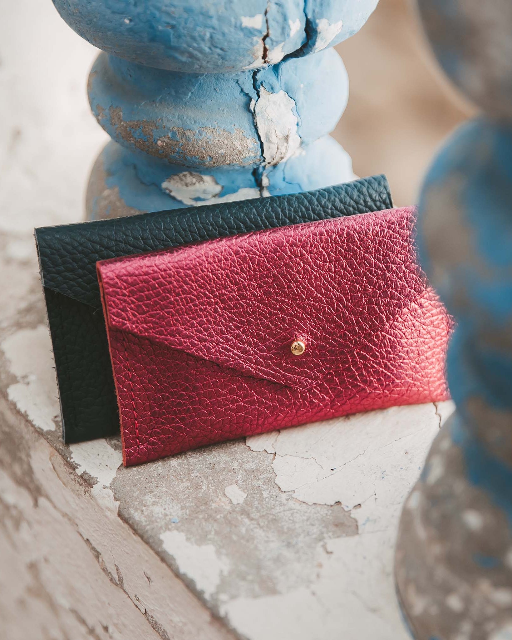 Metallic Rose leather card holder.