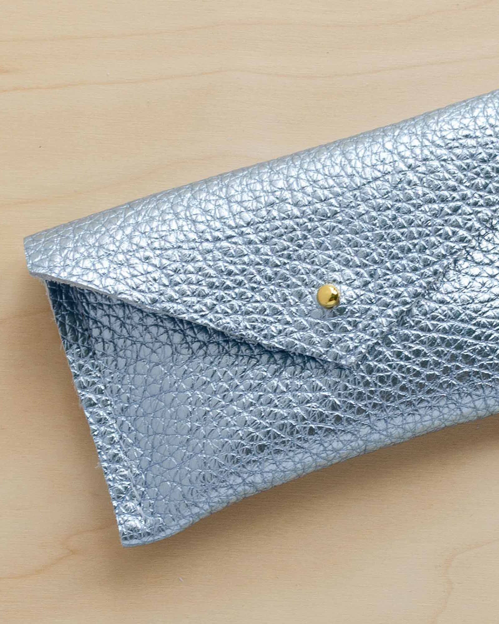 Metallic Diamond leather card holder.