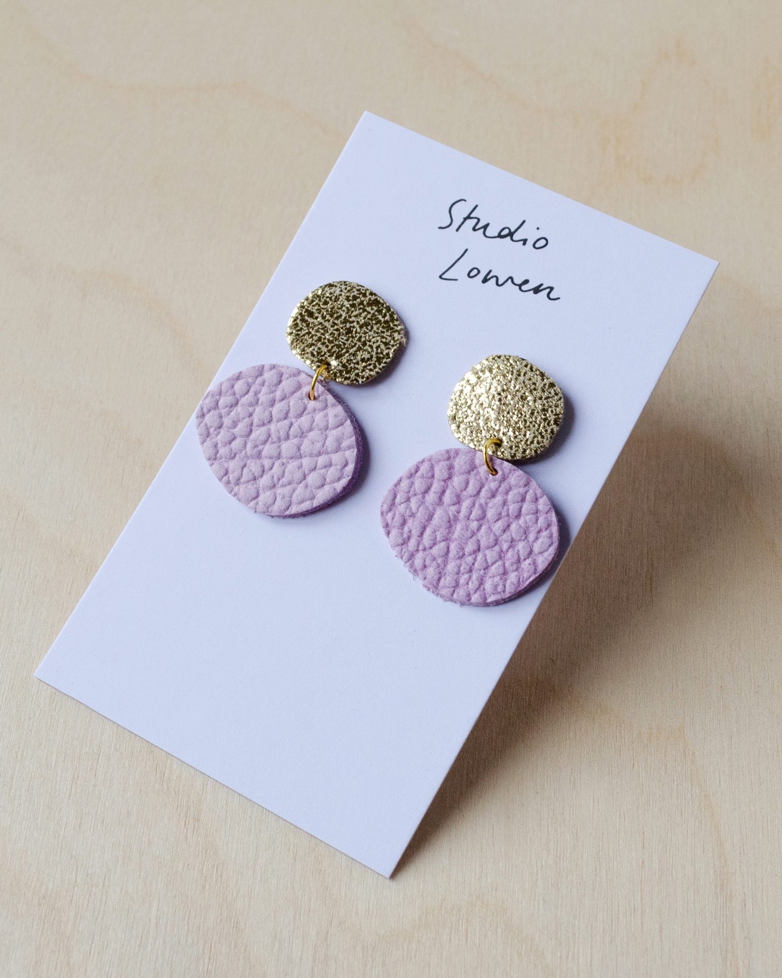 Bili Pop Earrings in Lilac leather