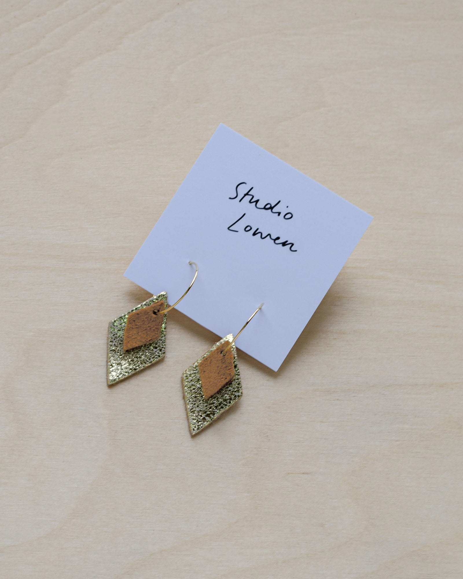 Bea Hoop Earrings in Tan Brown