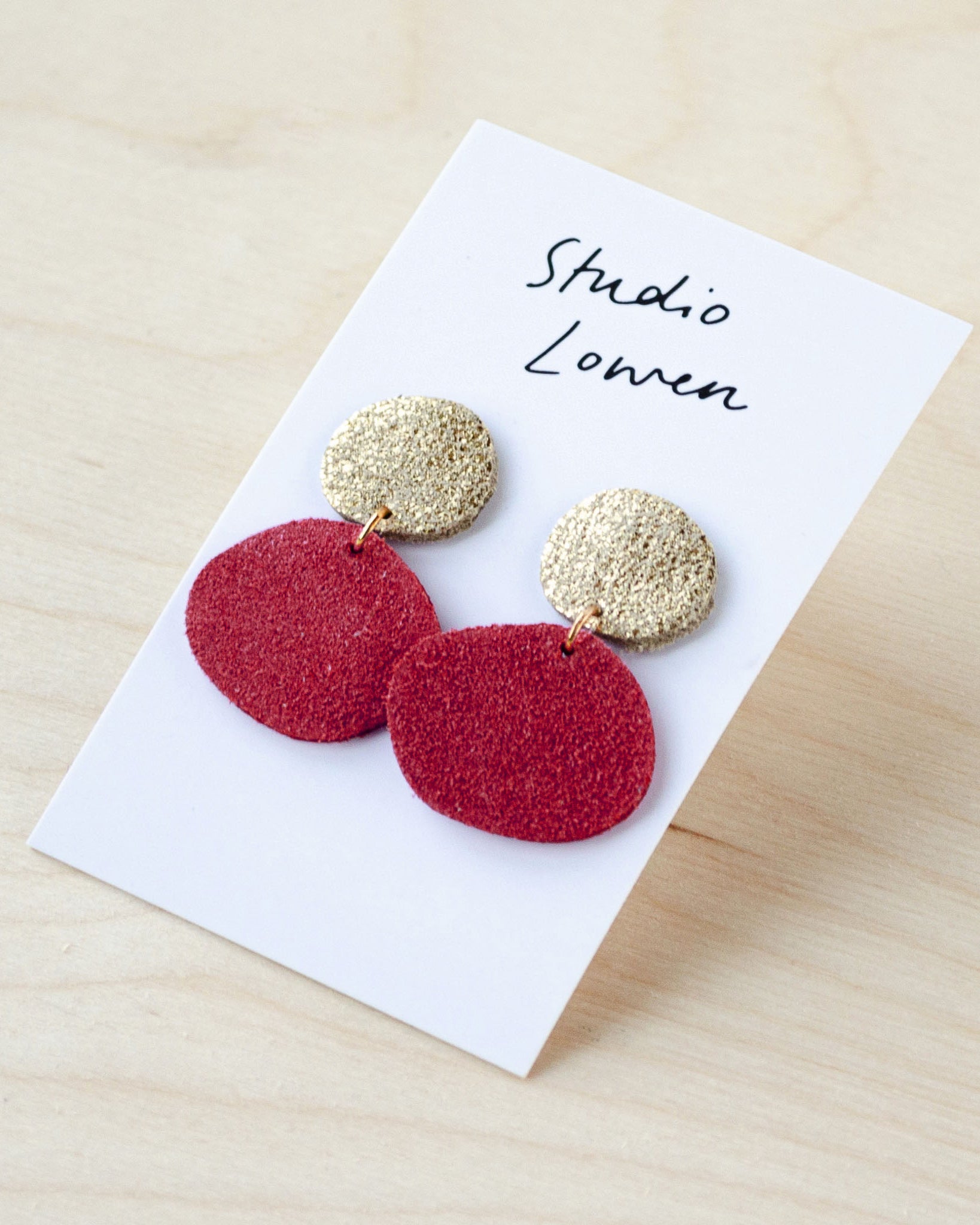 Bili Pop Earrings in Crimson Red