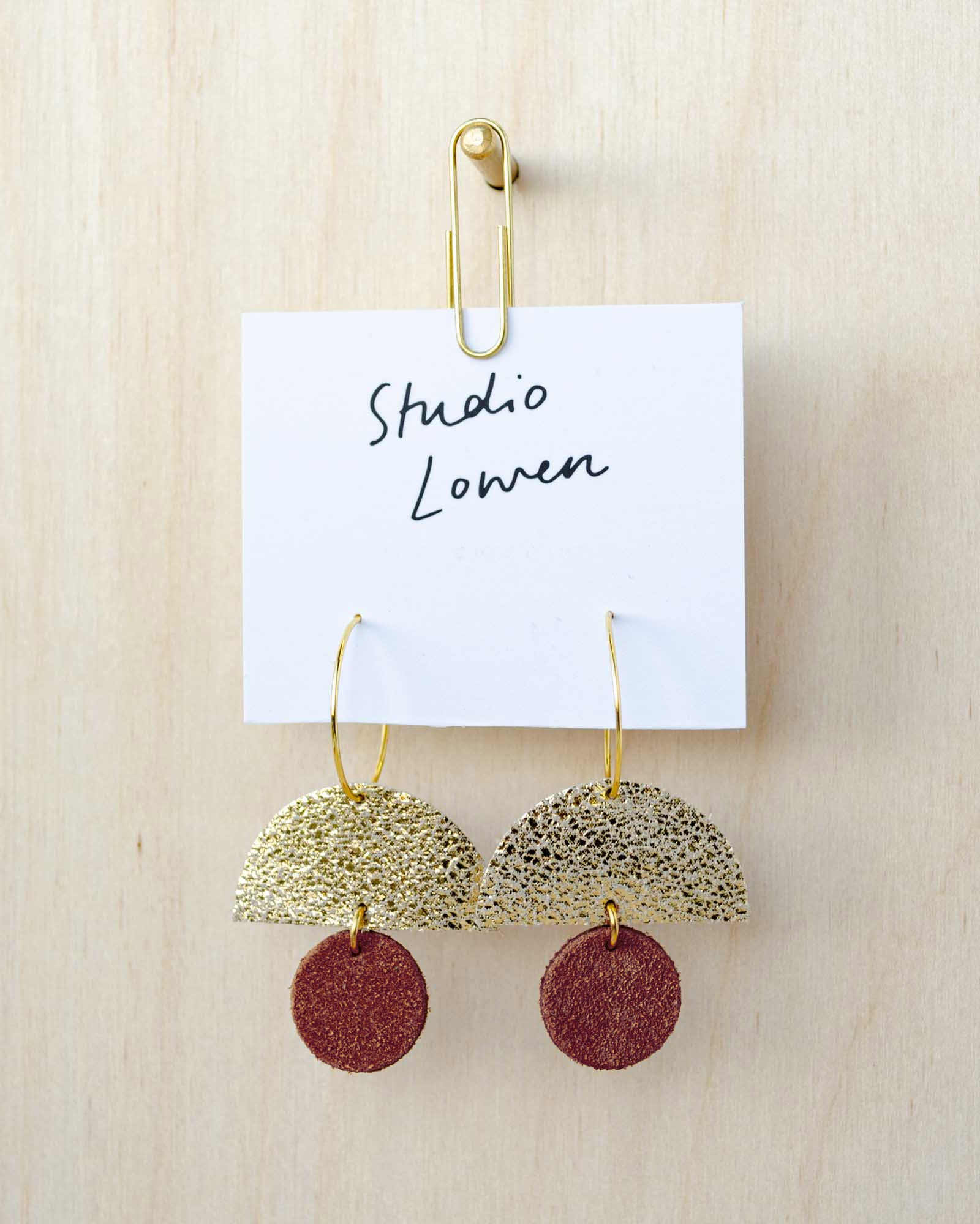 Sunrise Hoops in Chestnut Brown