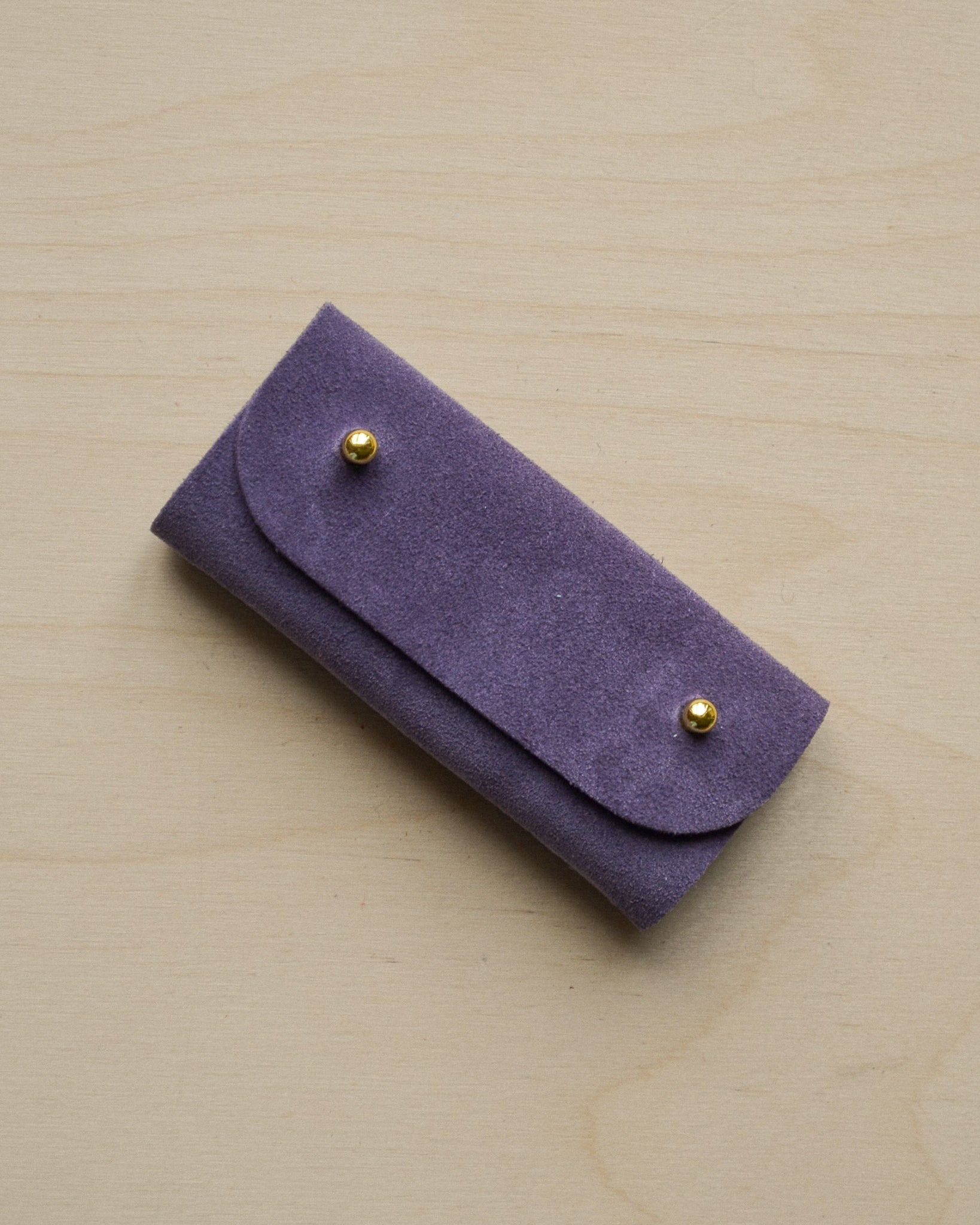 Grape purple sewing needle case.