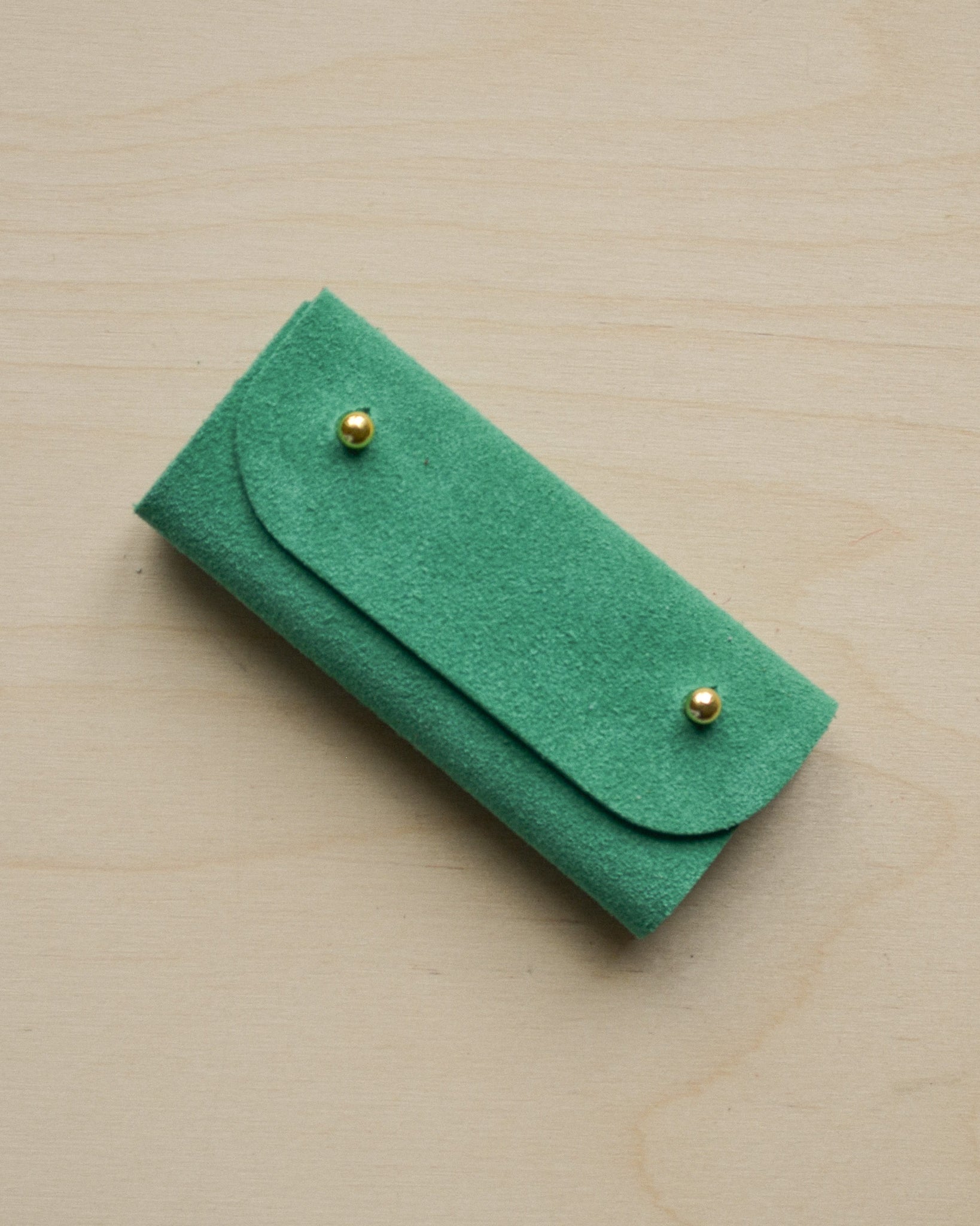Jade green sewing needle case