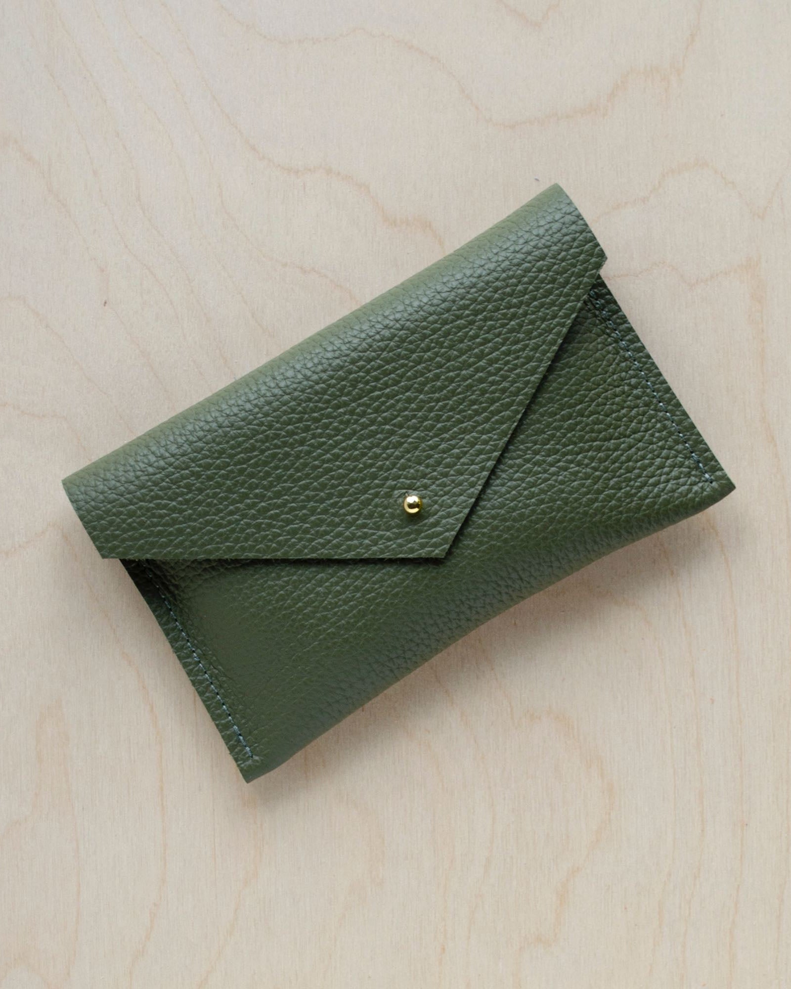 Leather Everyday Purse in Olive Green.