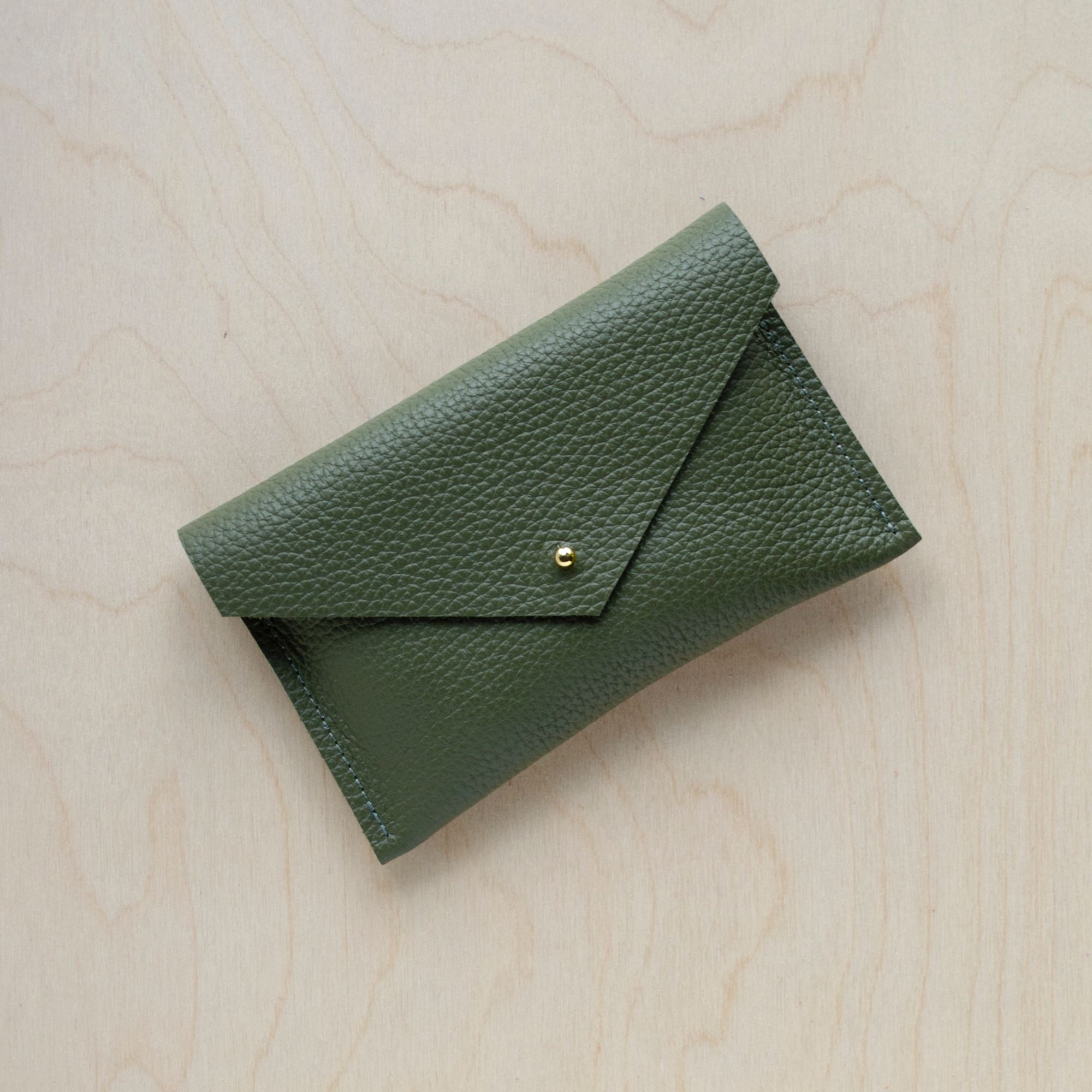 Leather Everyday Purse in Olive Green.