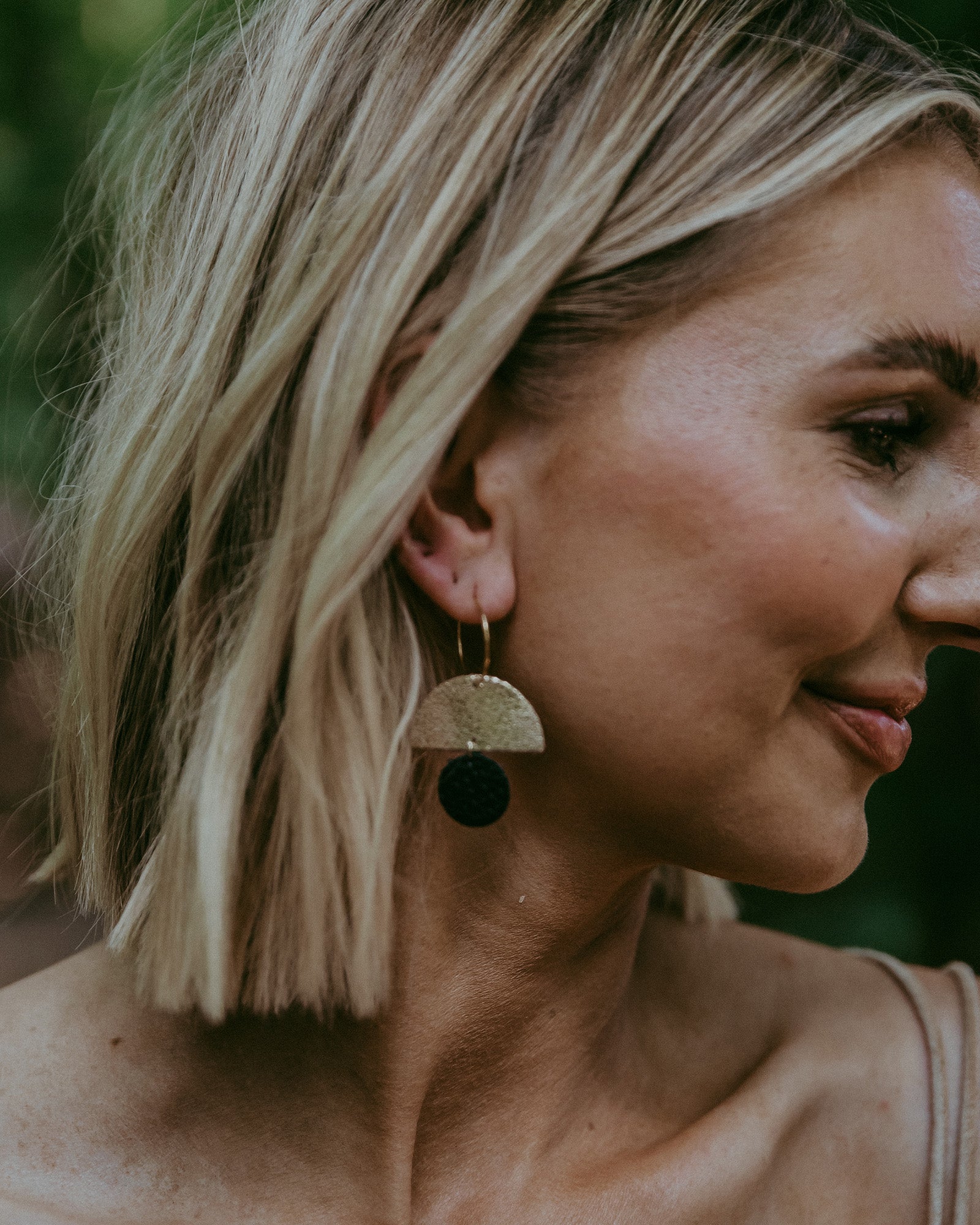 sunrise hoop earrings in navy leather