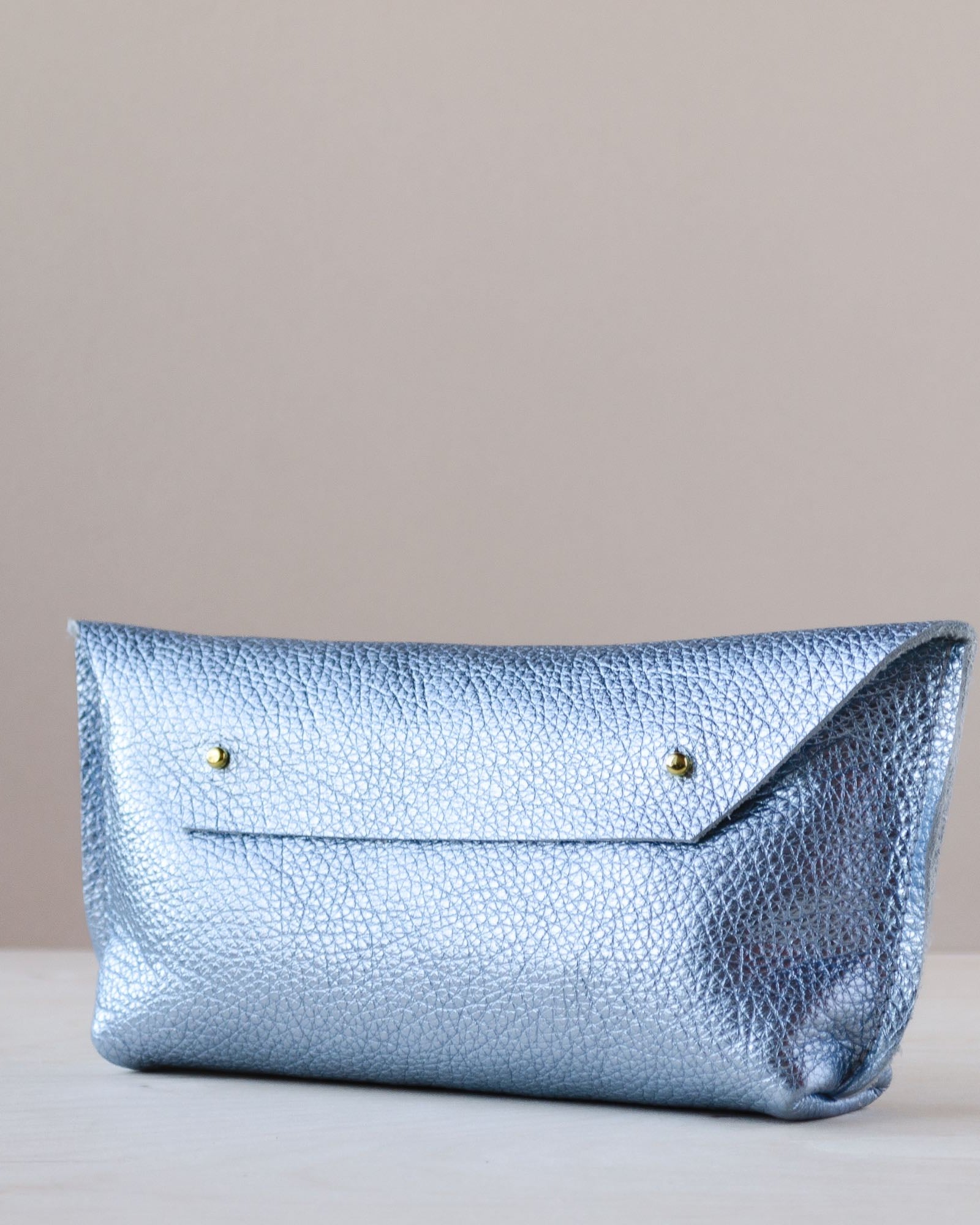 Ailla Leather Clutch Bag in Metallic Diamond Blue