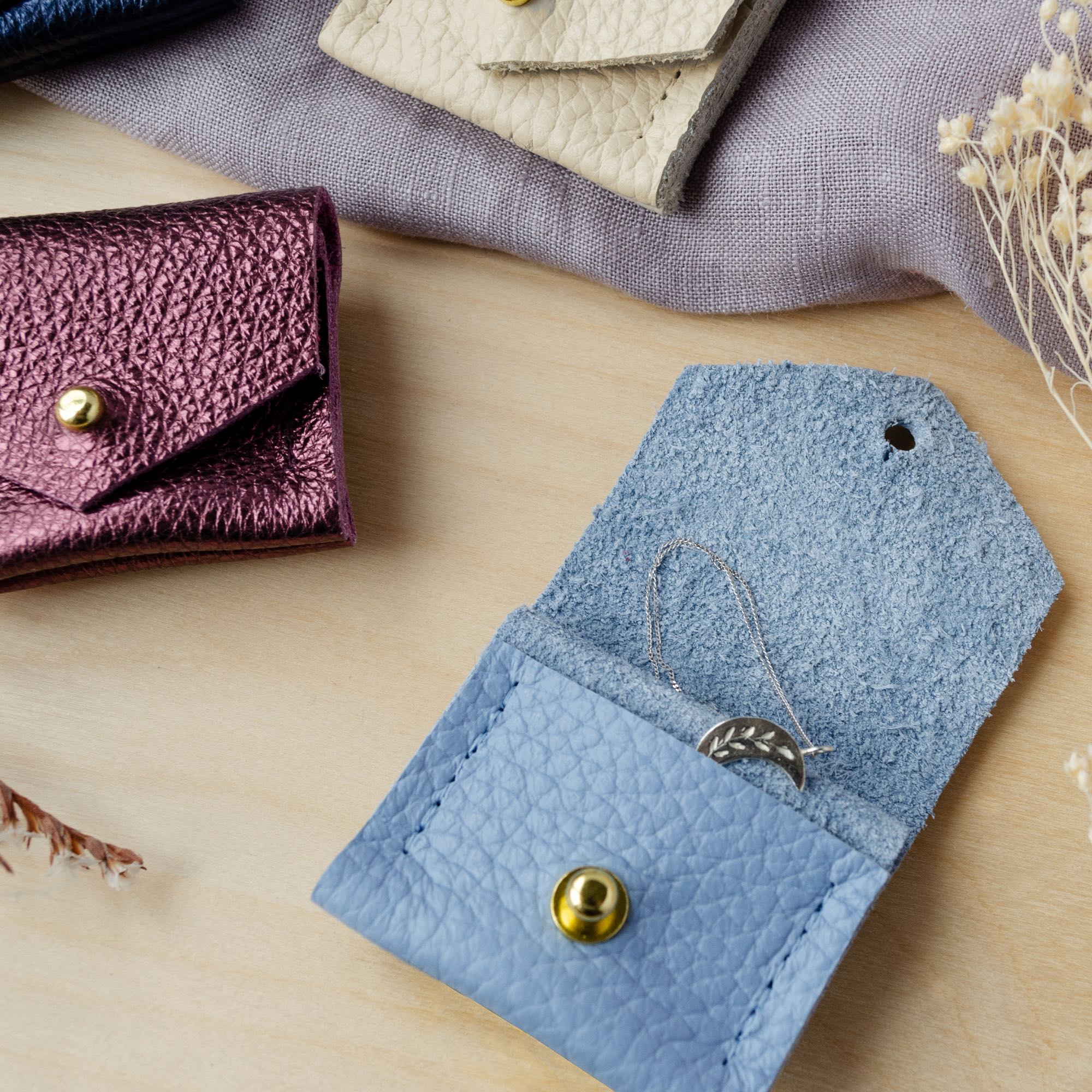 Ring sales pouch bag