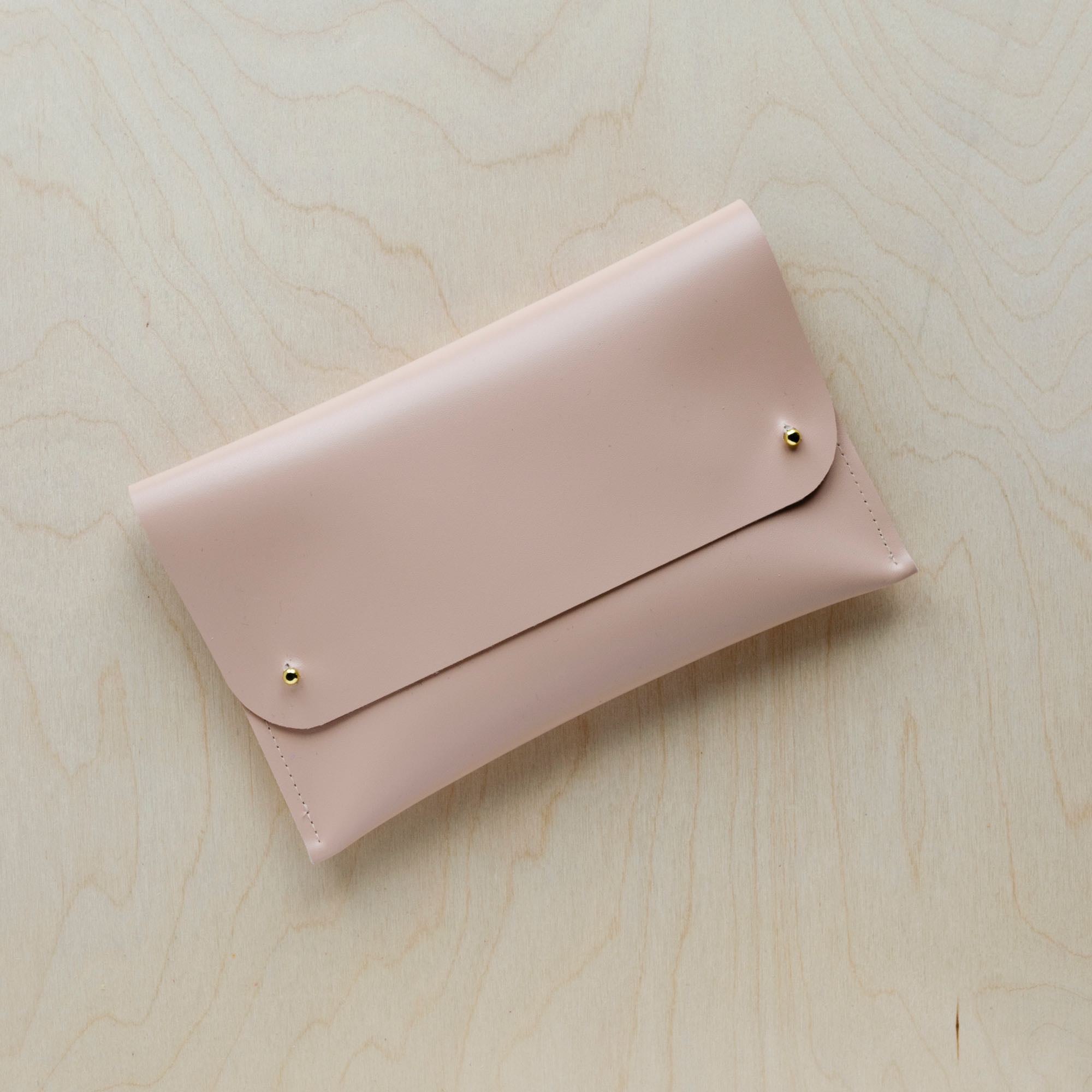 Light pink store clutch